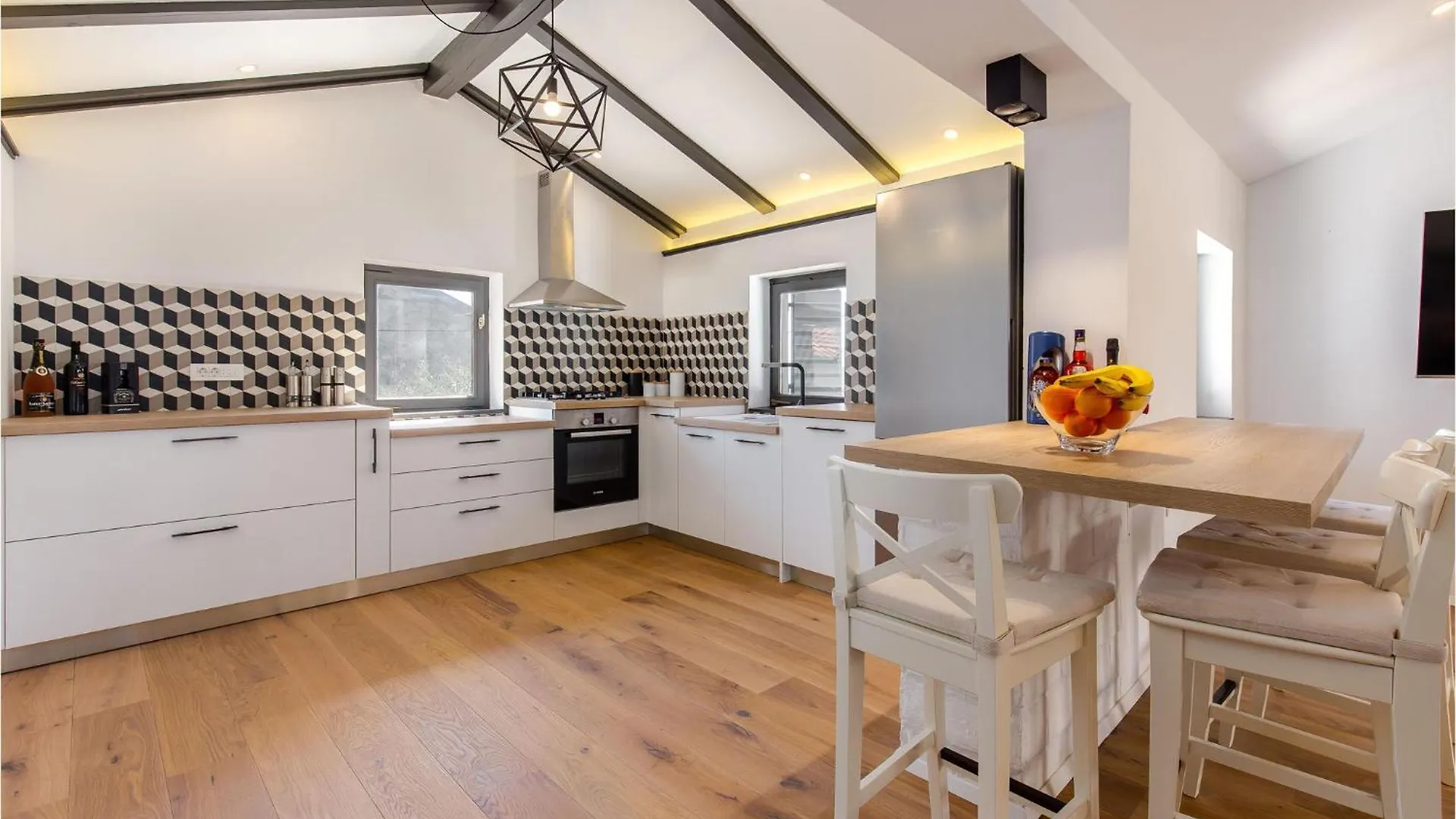 Holiday home Cozy Home In Icici With Kitchen