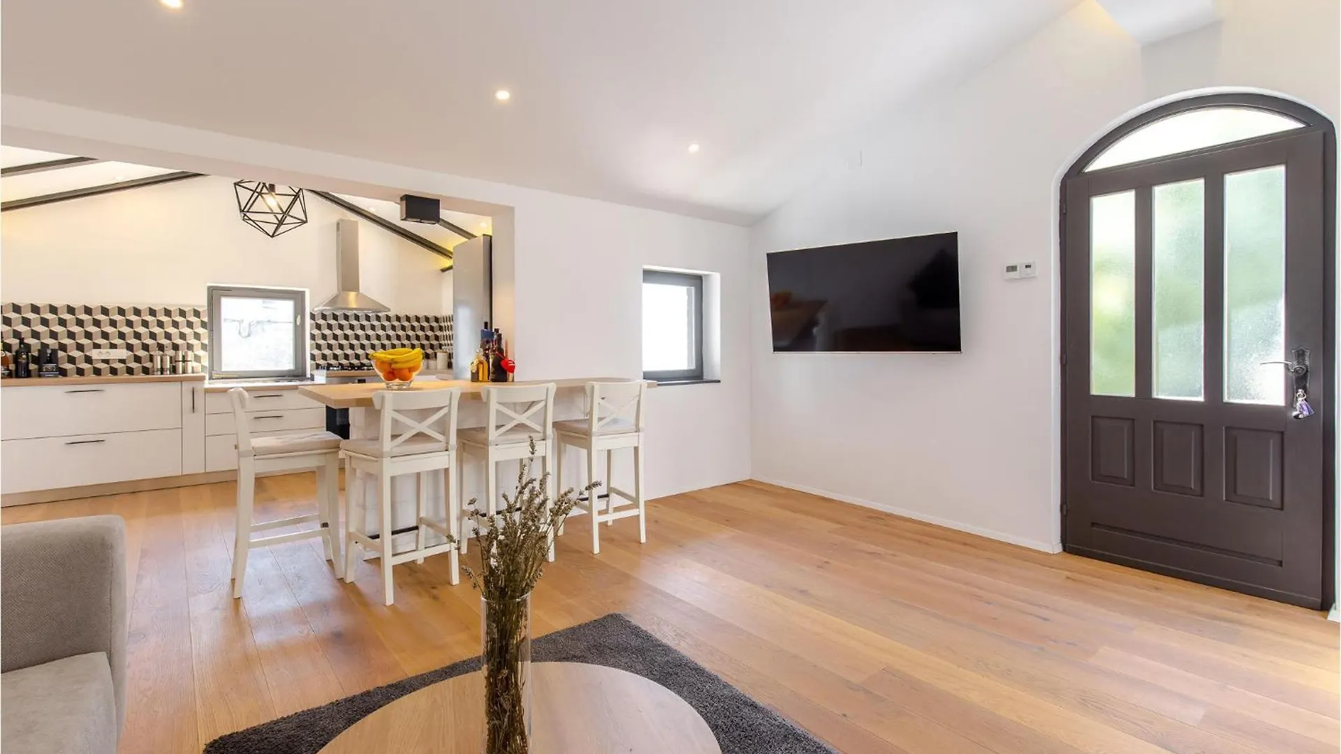 Holiday home Cozy Home In Icici With Kitchen
