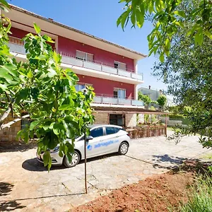 Apartman Mladen, Ičići